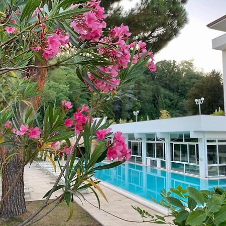 Hotel Terme Millepini 몬테그로또테르메 외부 사진