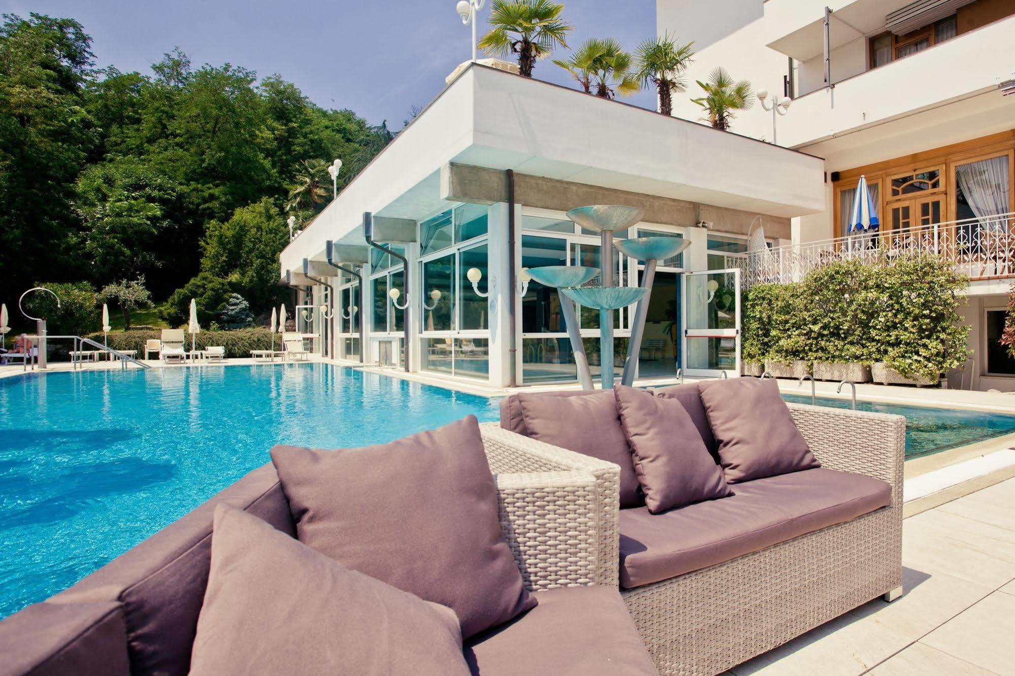 Hotel Terme Millepini 몬테그로또테르메 외부 사진